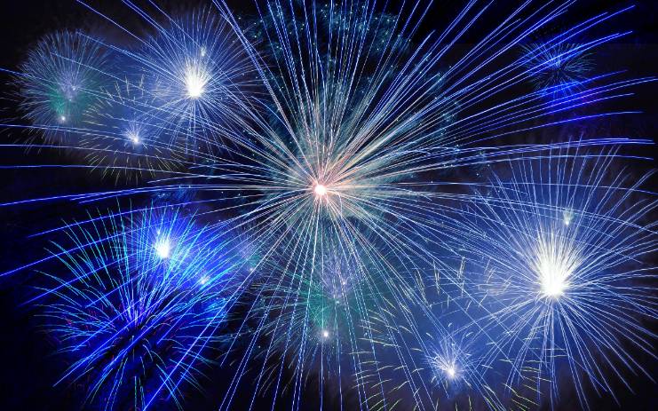 Image of fireworks on Nemphos Braue's website