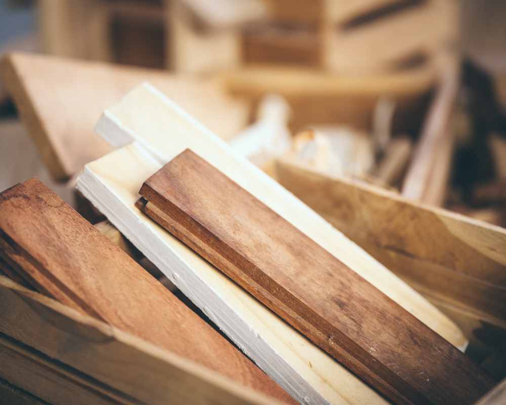 Image of wood planks on Nemphos Braue's website